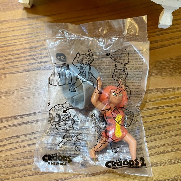 2020 Burger King Toy “The Croods A New Age” in Sealed Original Packaging - Picture 1 of 7